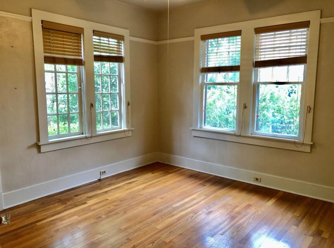 319 S 22nd Ave - Photo 5 of 12