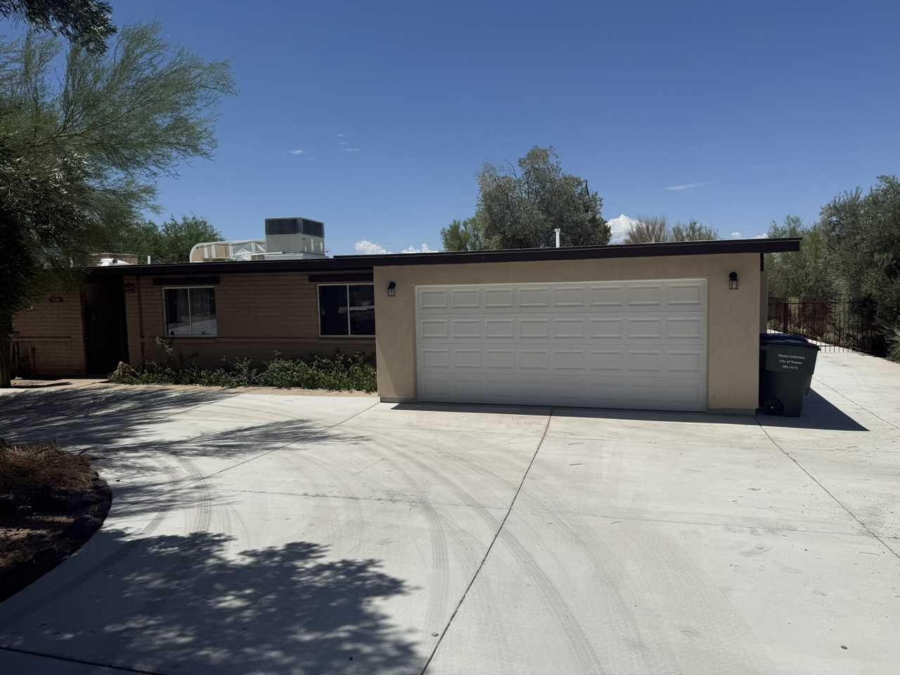 1450 S Corsica Pl - Photo 2 of 50