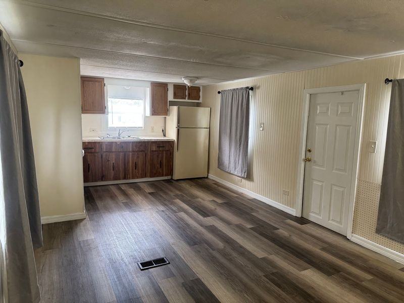 15520 Madeline Drive - Photo 3 of 11