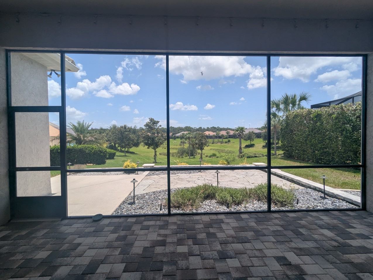 760 N Hunt Club Dr - Photo 4 of 37