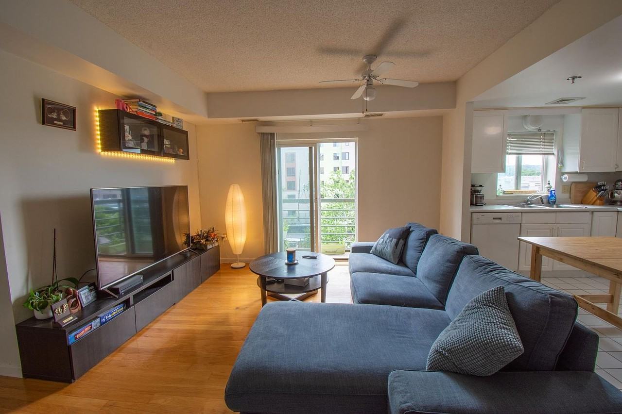 658 Concord Ave #403 - Photo 5 of 20