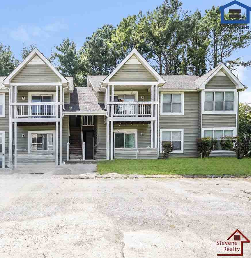 Creekwood Apartments - Photo 2 of 5