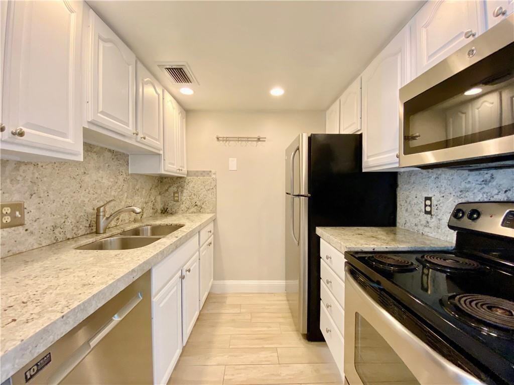 111 Briny Avenue - Photo 3 of 11