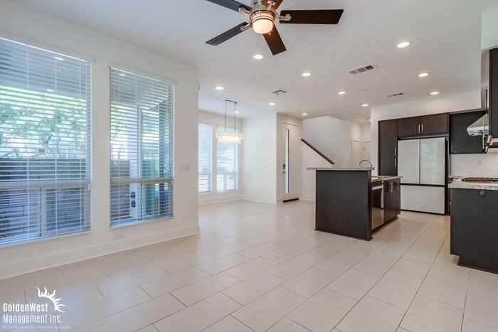 2623 Aperture Cir - Photo 2 of 24