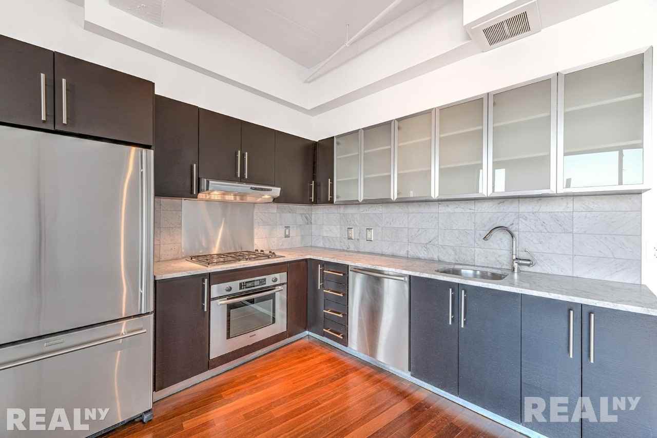 Gold St #3A - Photo 3 of 13