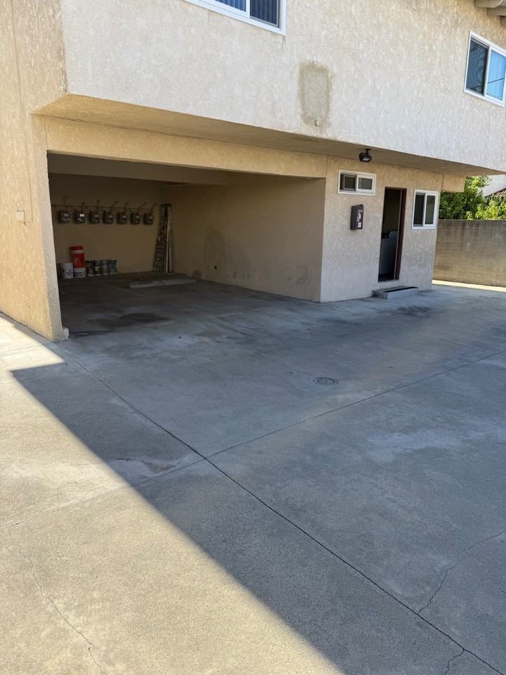 307 Curtis - Photo 5 of 6