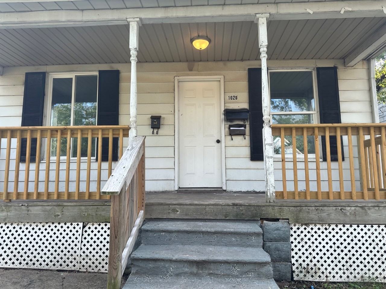 1020 Emerson Ave - Photo 3 of 20