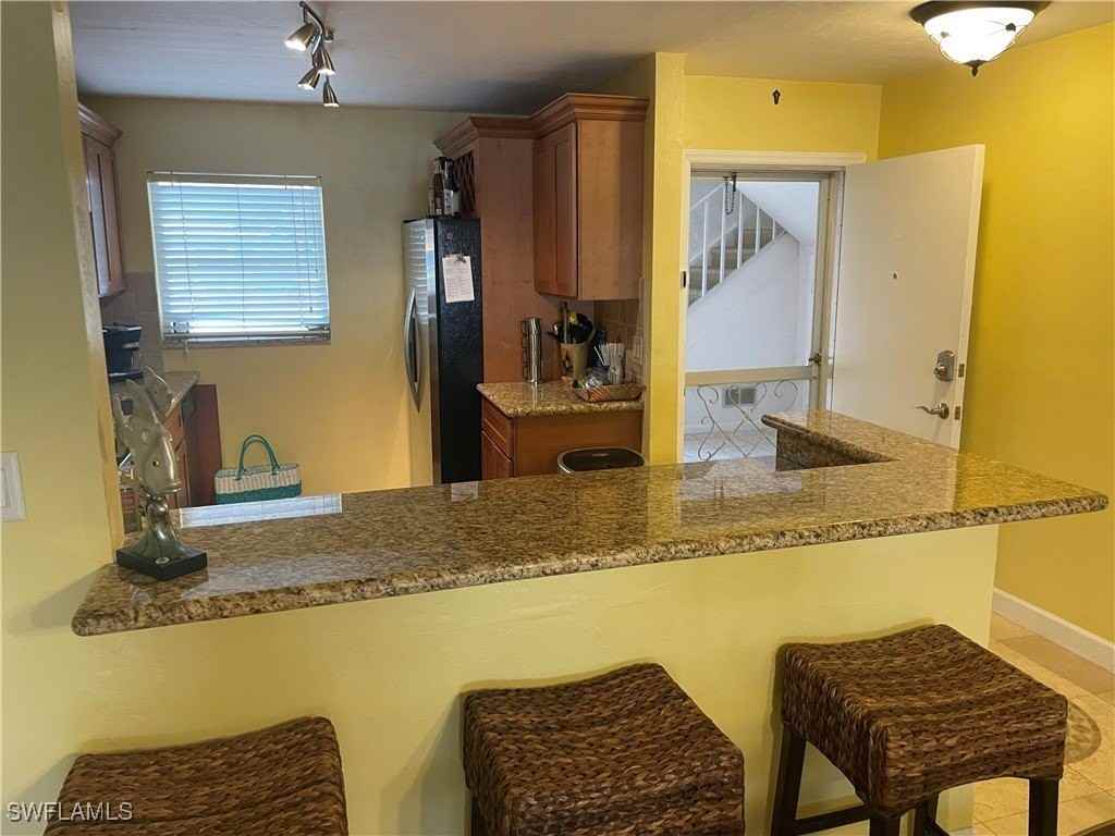 1730 Sandy Cir Apt 105 #105 - Photo 3 of 21