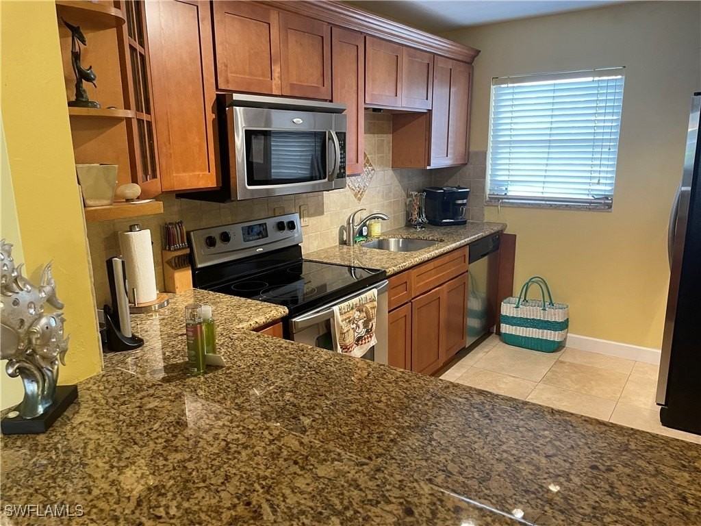 1730 Sandy Cir Apt 105 #105 - Photo 4 of 21