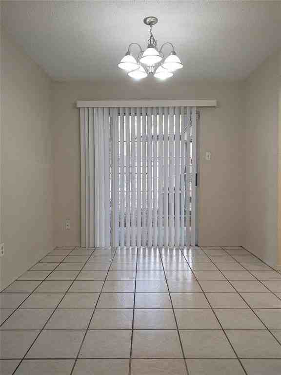 703 East Shady Grove Road - Photo 6 of 27