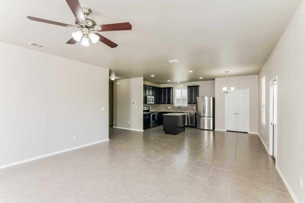 11837 Silver Chase - Photo 5 of 17