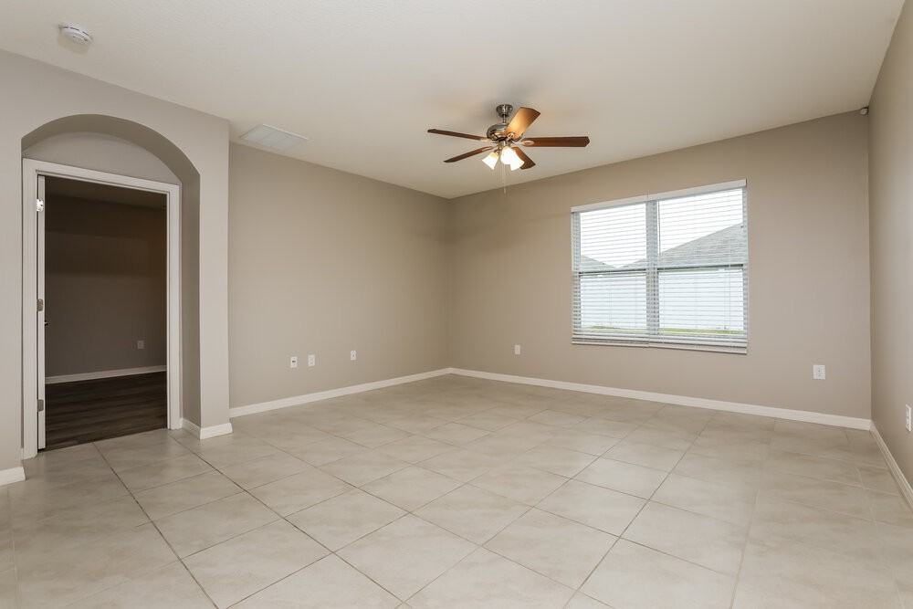 1909 Green Dragon Dr - Photo 3 of 16