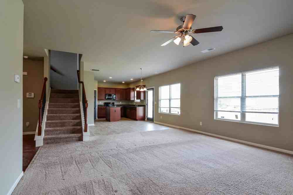 1081 Rock Elm Dr - Photo 3 of 15