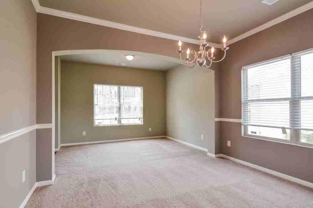 1081 Rock Elm Dr - Photo 5 of 15