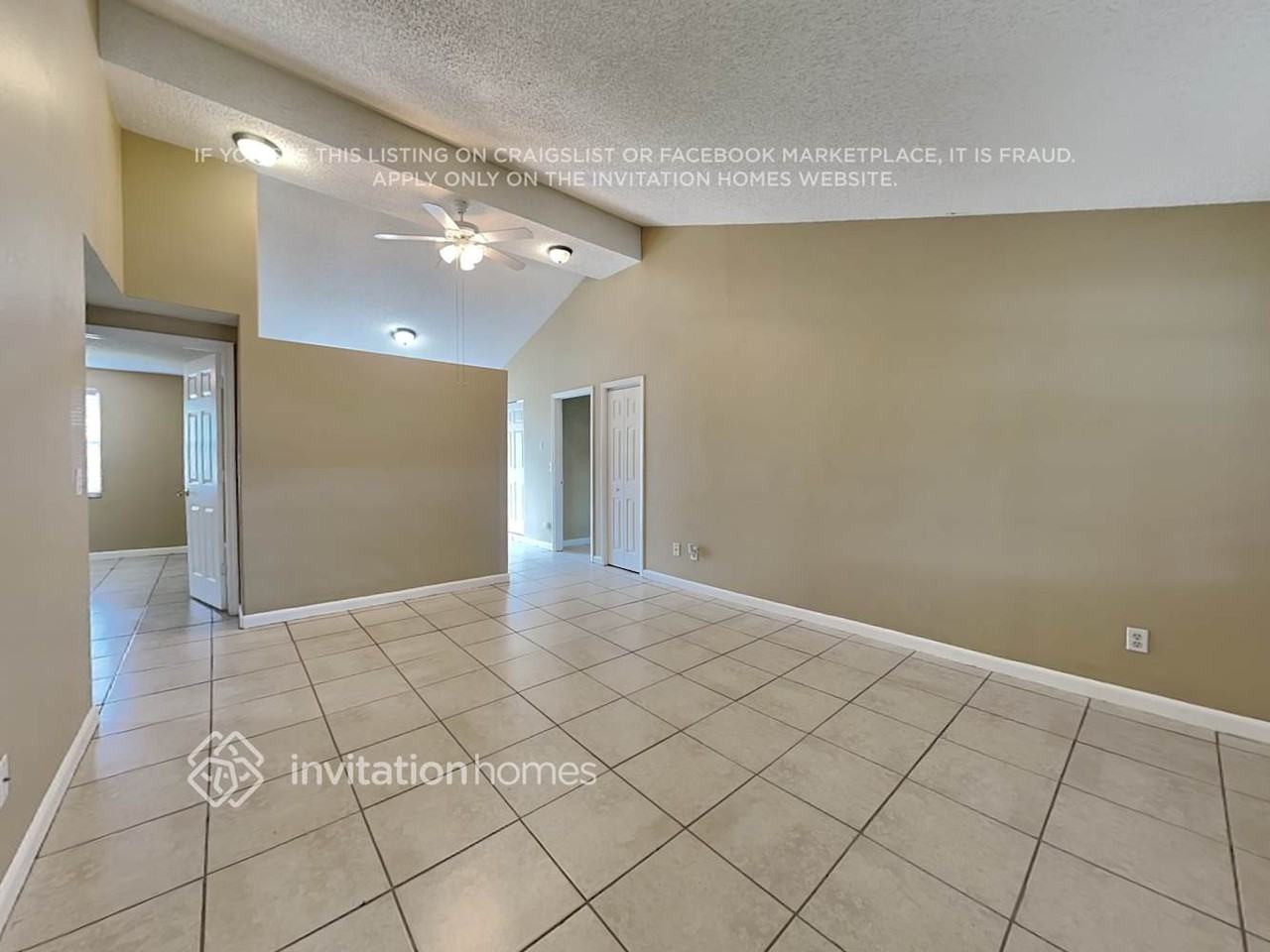 10206 Vista Cove Ct - Photo 4 of 19