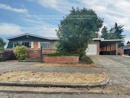 featured image of 1131 Lenore Dr