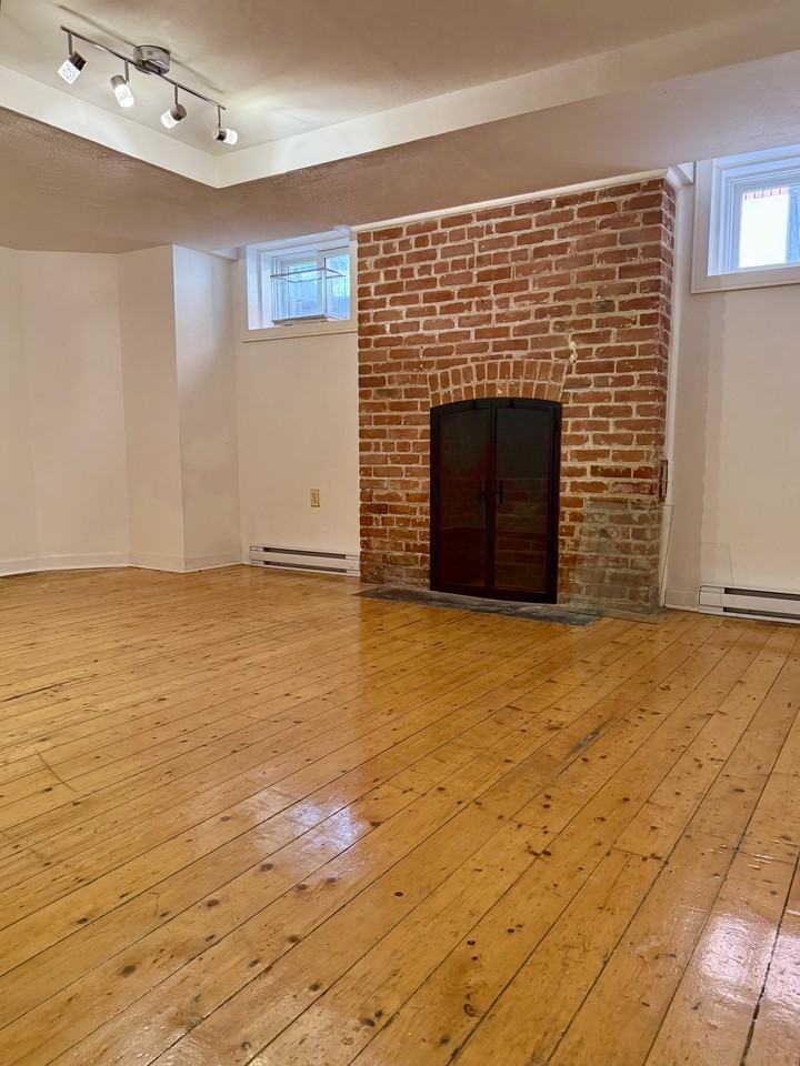 58 Thornhill - Photo 3 of 10