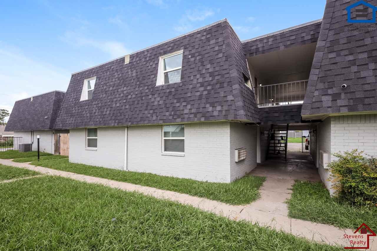 Greenswest Apartments - Photo 2 of 18