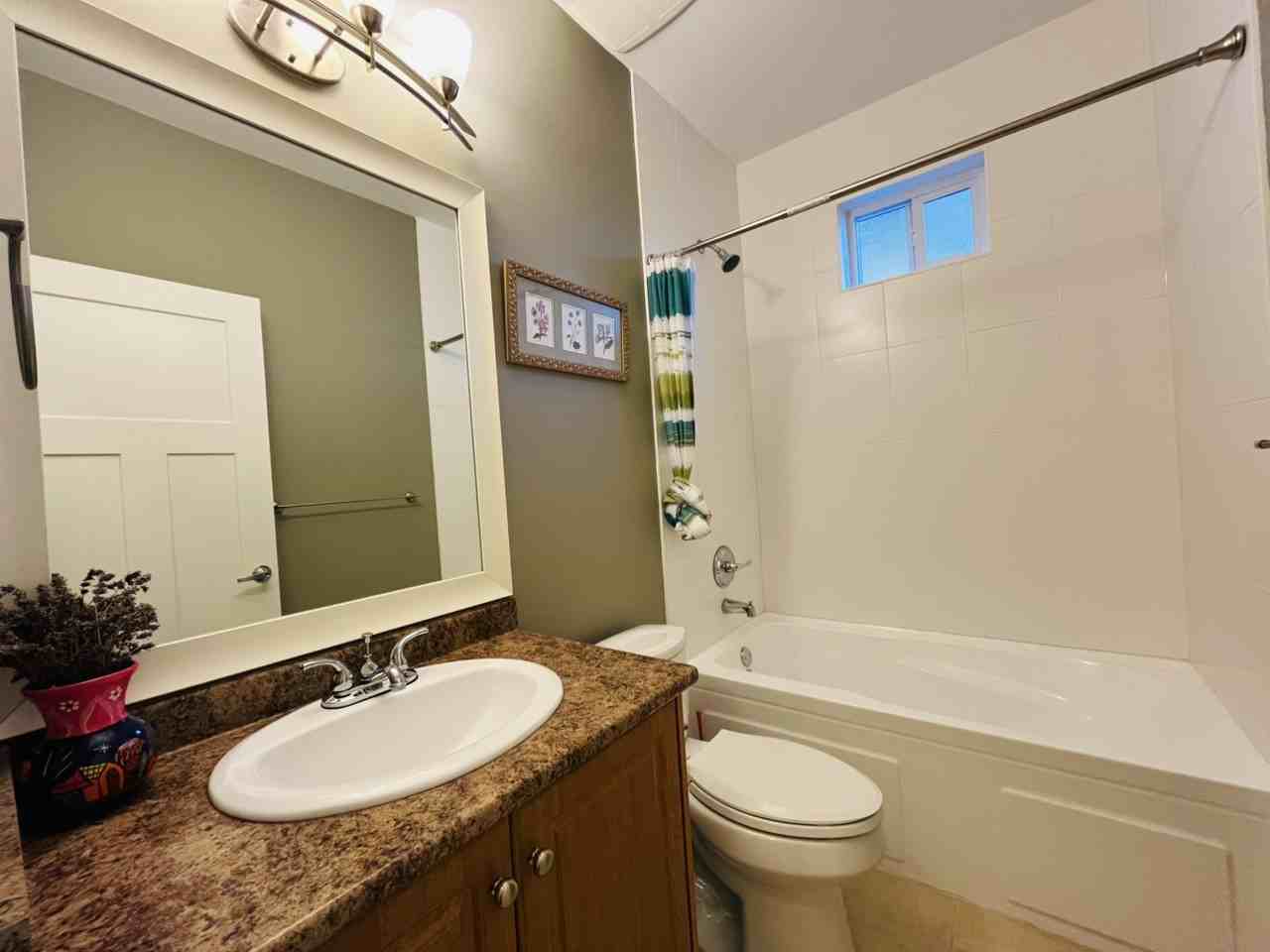 2332 153A St - Photo 6 of 8