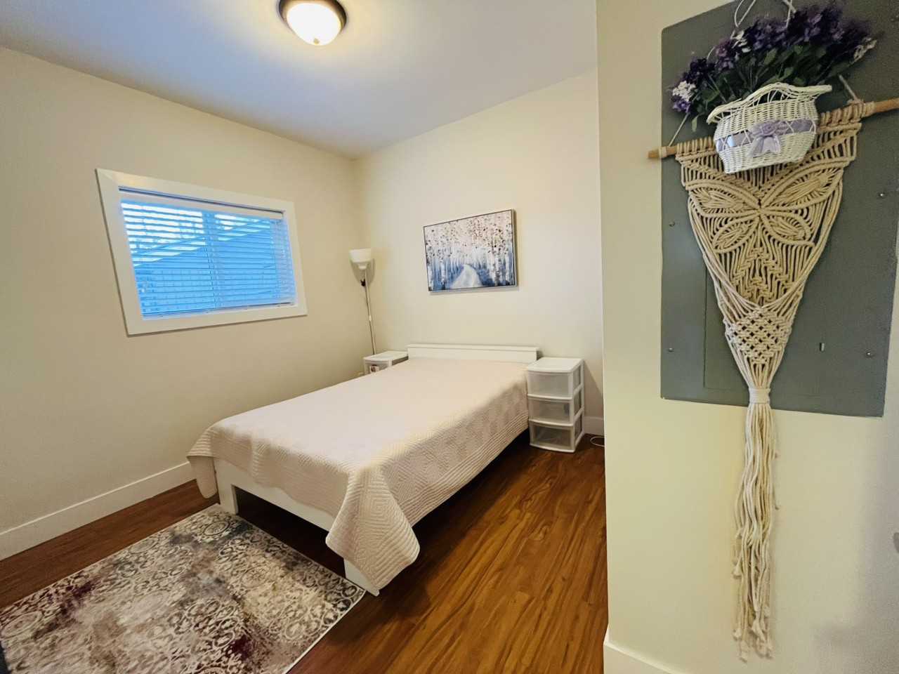 2332 153A St - Photo 5 of 8