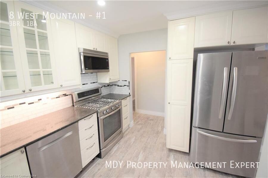 8 West St #1 - Photo 3 of 13