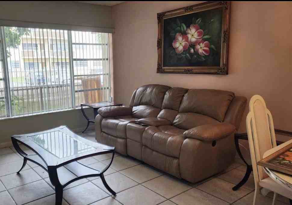 1460 Northeast 169th Street - Photo 2 of 11