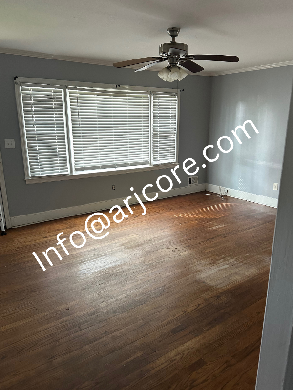 105 Brasington Ter - Photo 2 of 9