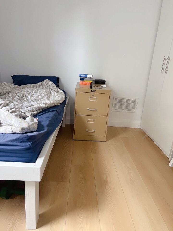 Queen St W & Denison Ave - Photo 2 of 7