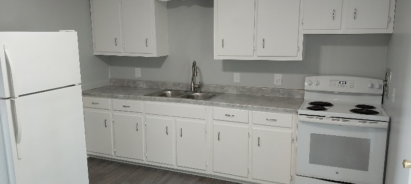 145 Hendricks Blvd - Photo 2 of 12