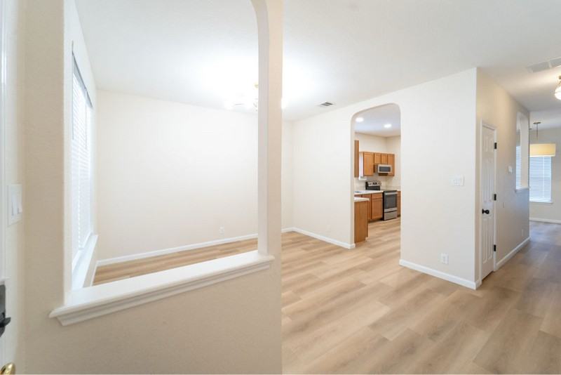 16911 Lancaster Gap - Photo 2 of 22