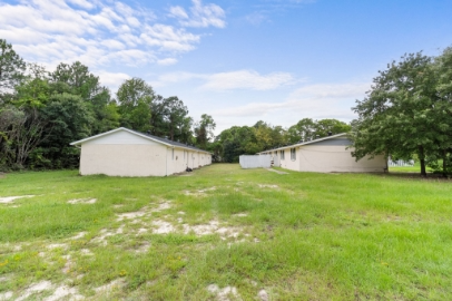 1217 Pineview St #3 - Photo 7 of 9