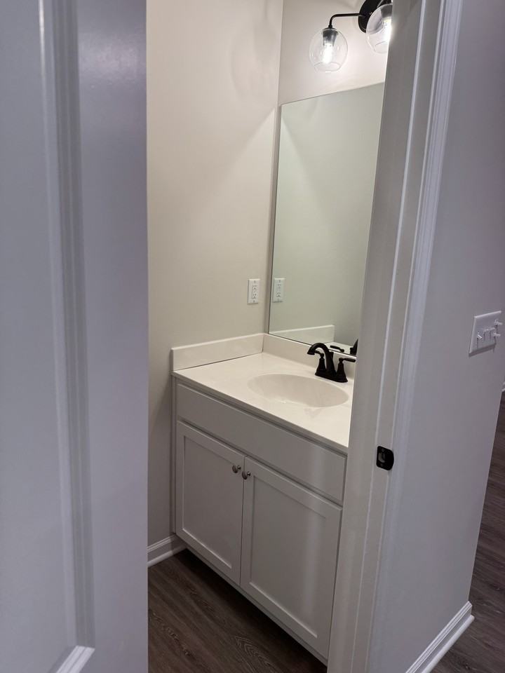 205 Cherry Way #102 - Photo 7 of 16