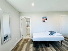 featured image of 1301 N Kingsley Dr #1