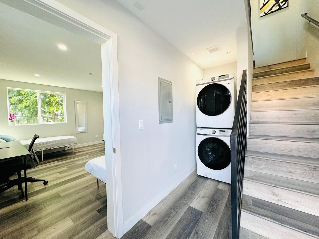 1301 Kingsley Drive #1 - Photo 4 of 7