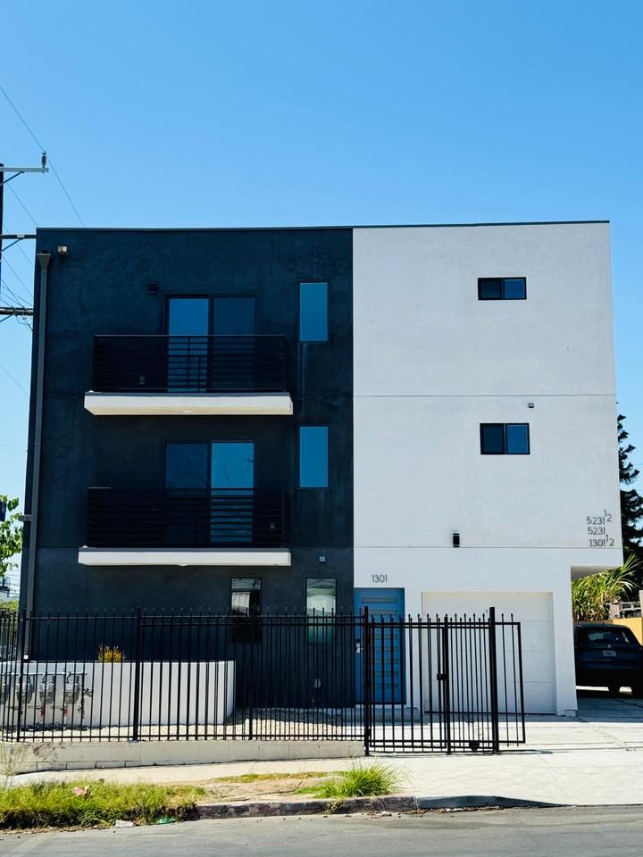 1301 Kingsley Drive #1 - Photo 6 of 7