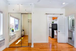 featured image of 1650 Winona Boulevard ##5