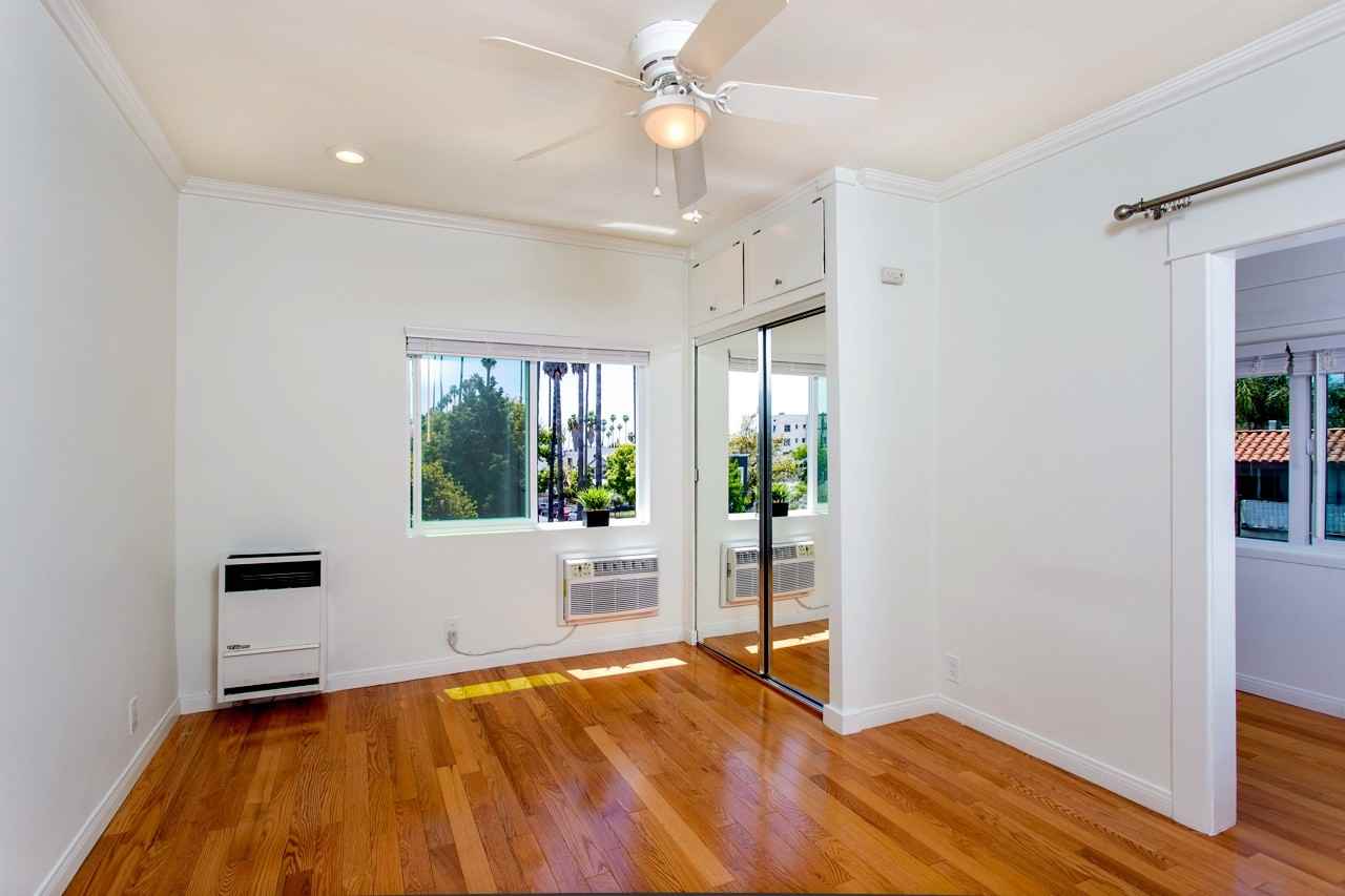 1650 Winona Boulevard ##5 - Photo 2 of 20