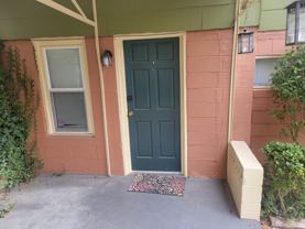 1952 Grandview Ave Nw #B - Photo 1 of 1