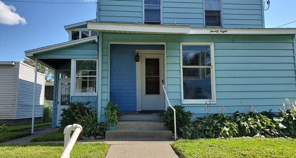 28 Abbott St #1R - Photo 3 of 12