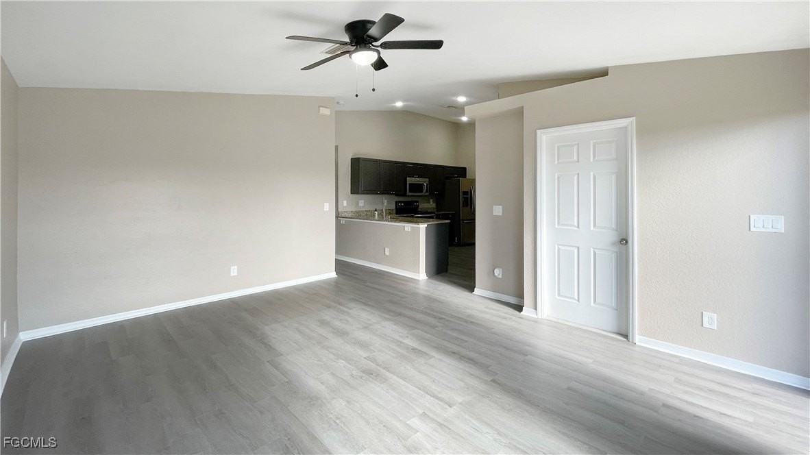 2602 Sunniland Blvd - Photo 6 of 24