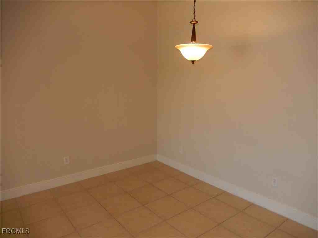 1625 Se 46th St Ste 2b #2B - Photo 6 of 22