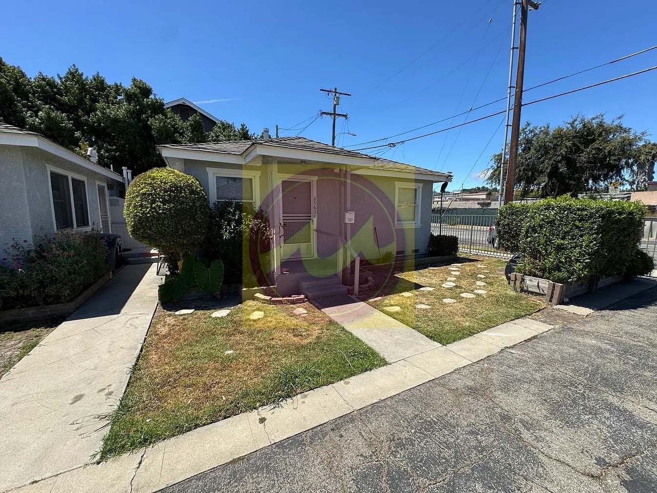 25630 Lucille Avenue - Photo 2 of 15