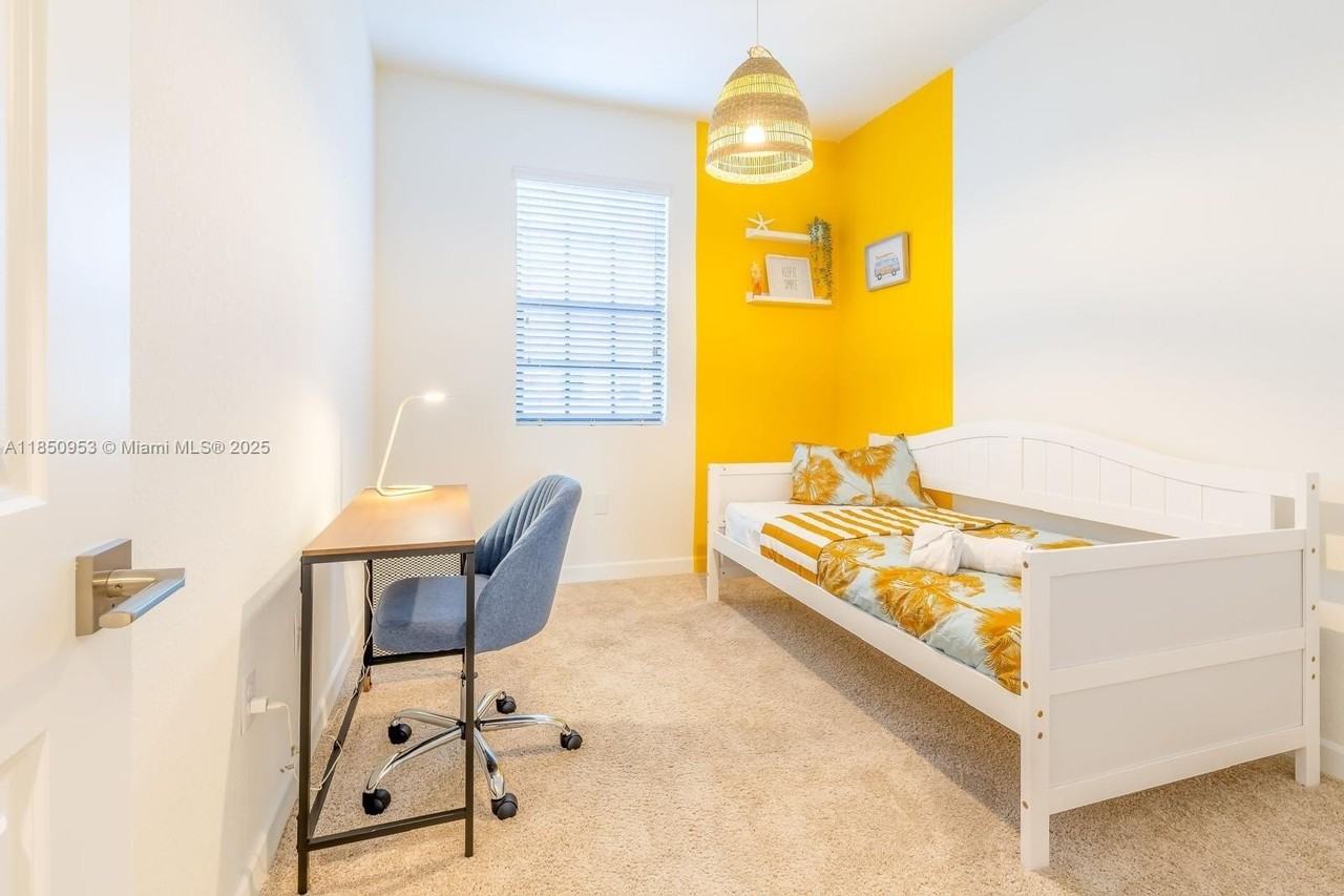 1156 Southwest 6th Avenue - Photo 6 of 13