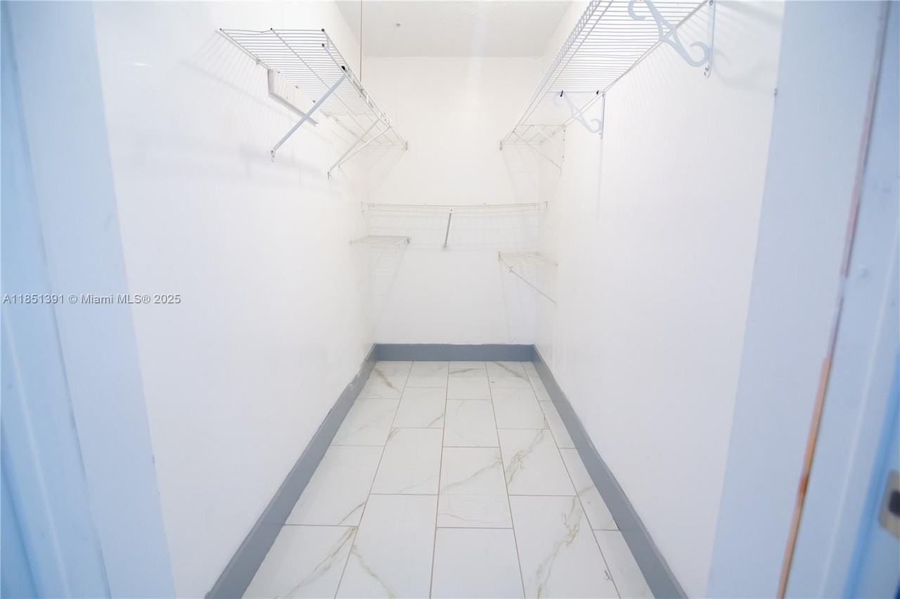 1843 Cleveland St #1-3 - Photo 7 of 7