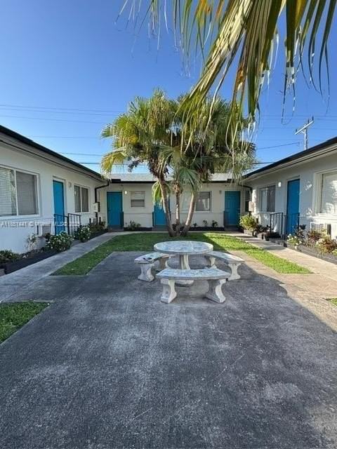 2499 Southwest 27th Street #9 - Photo 3 of 19