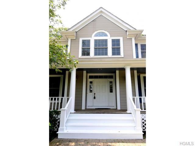 2689 Deer St - Photo 2 of 25