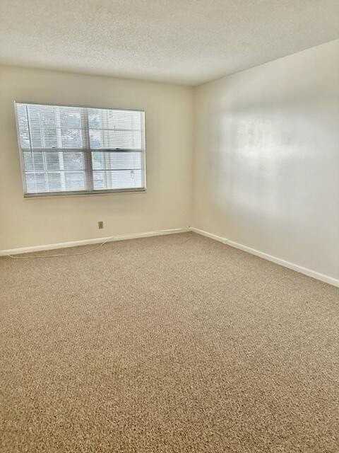 3063 Ainslie D - Photo 7 of 33