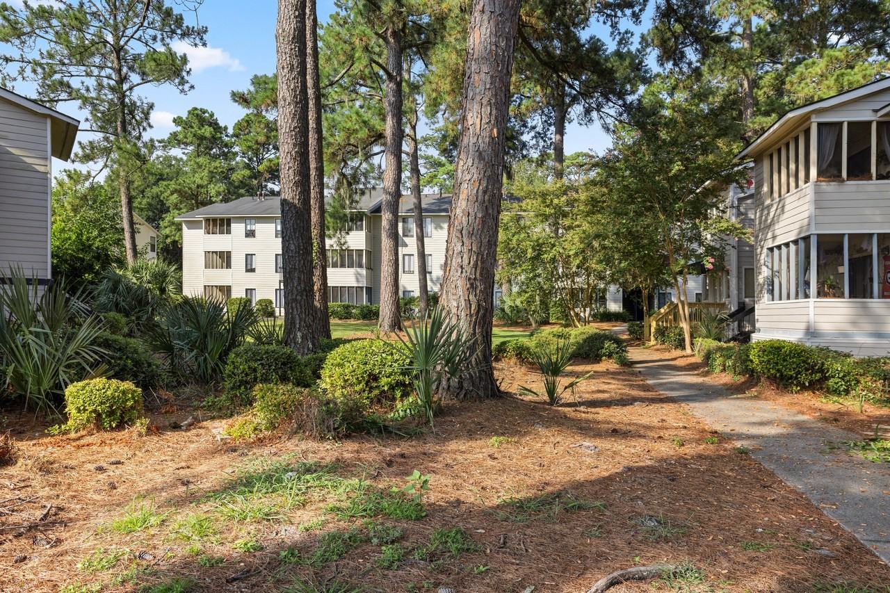 River Crossing Apartments - Photo 4 of 25