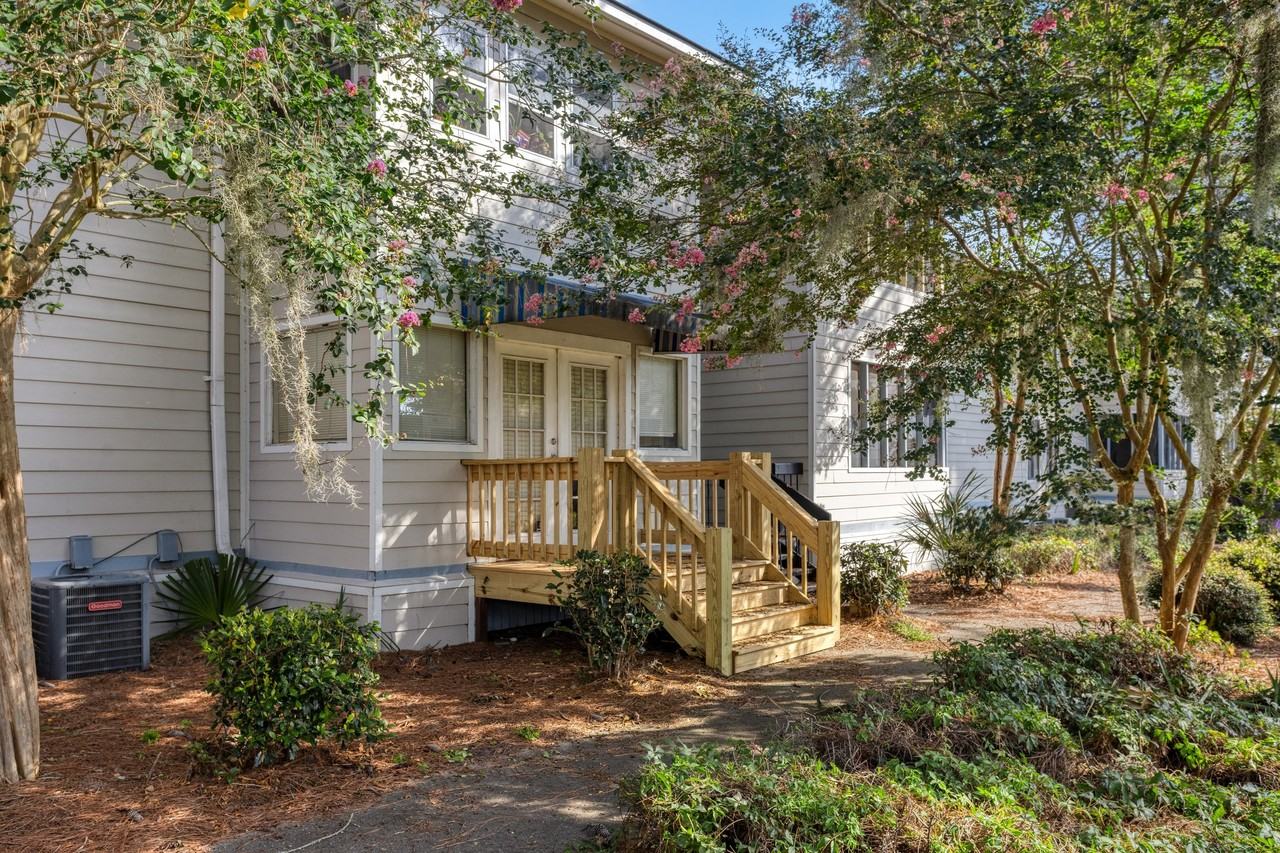 River Crossing Apartments - Photo 5 of 25