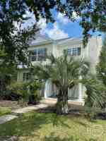 featured image of 10 Bushwood Dr